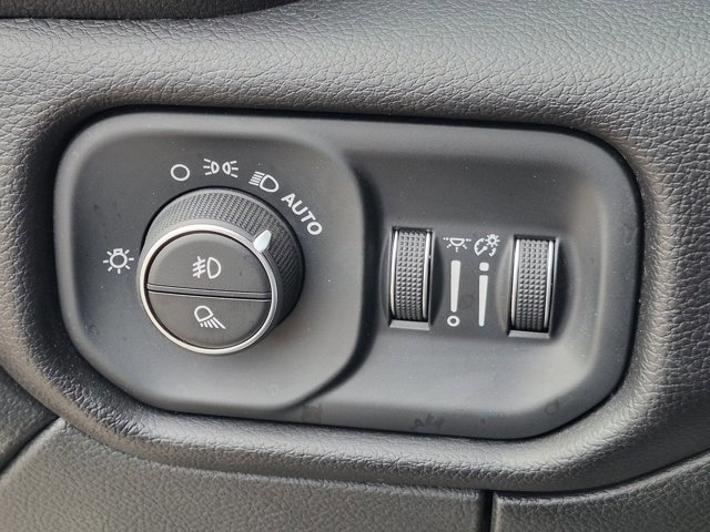 Used 2024 RAM 2500 Rebel w/ Towing Technology Group AWD/4WD image 10