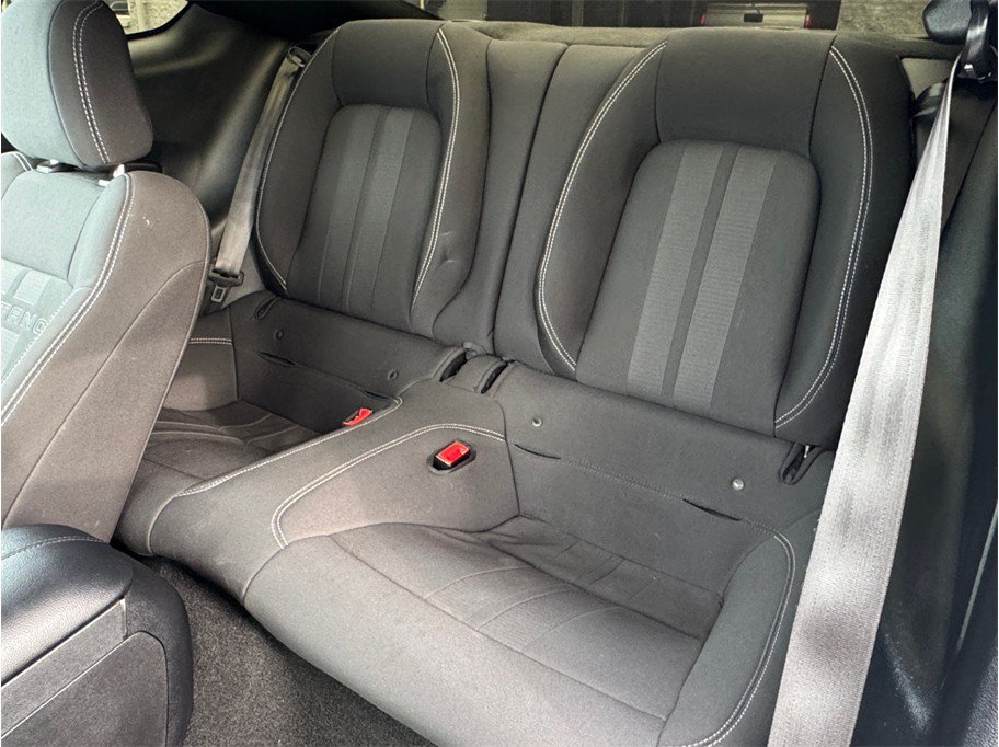 Used 2019 Ford Mustang Coupe RWD image 20