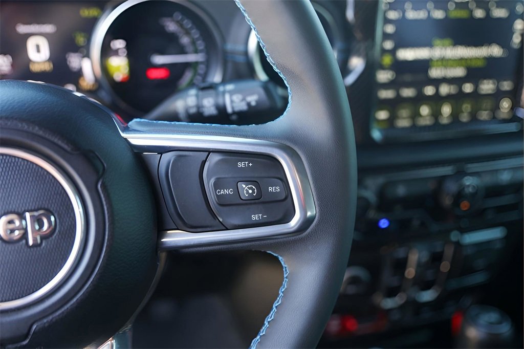 Used 2023 Jeep Wrangler Unlimited Rubicon 4xe image 13