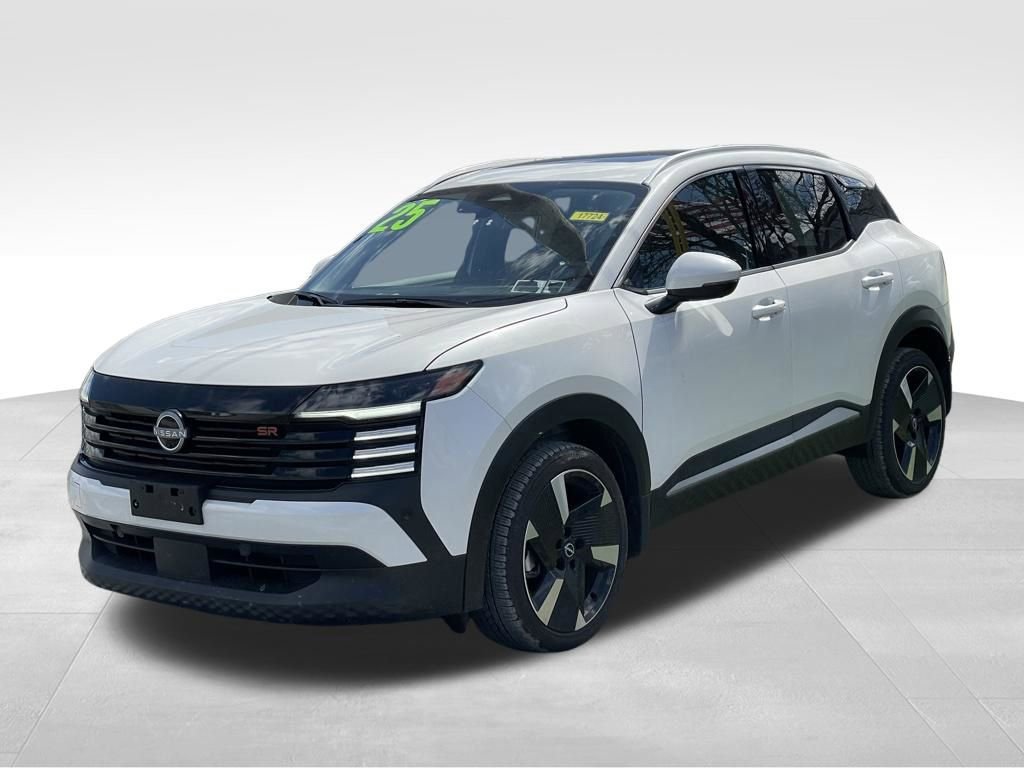 Certified 2025 Nissan Kicks SR w/ SR Premium Package image 2