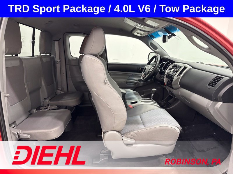 Used 2012 Toyota Tacoma 4x4 Access Cab V6 w/ TRD Sport Pkg image 12