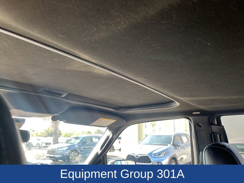 Used 2017 Ford Expedition Limited w/ Equipment Group 301A image 16