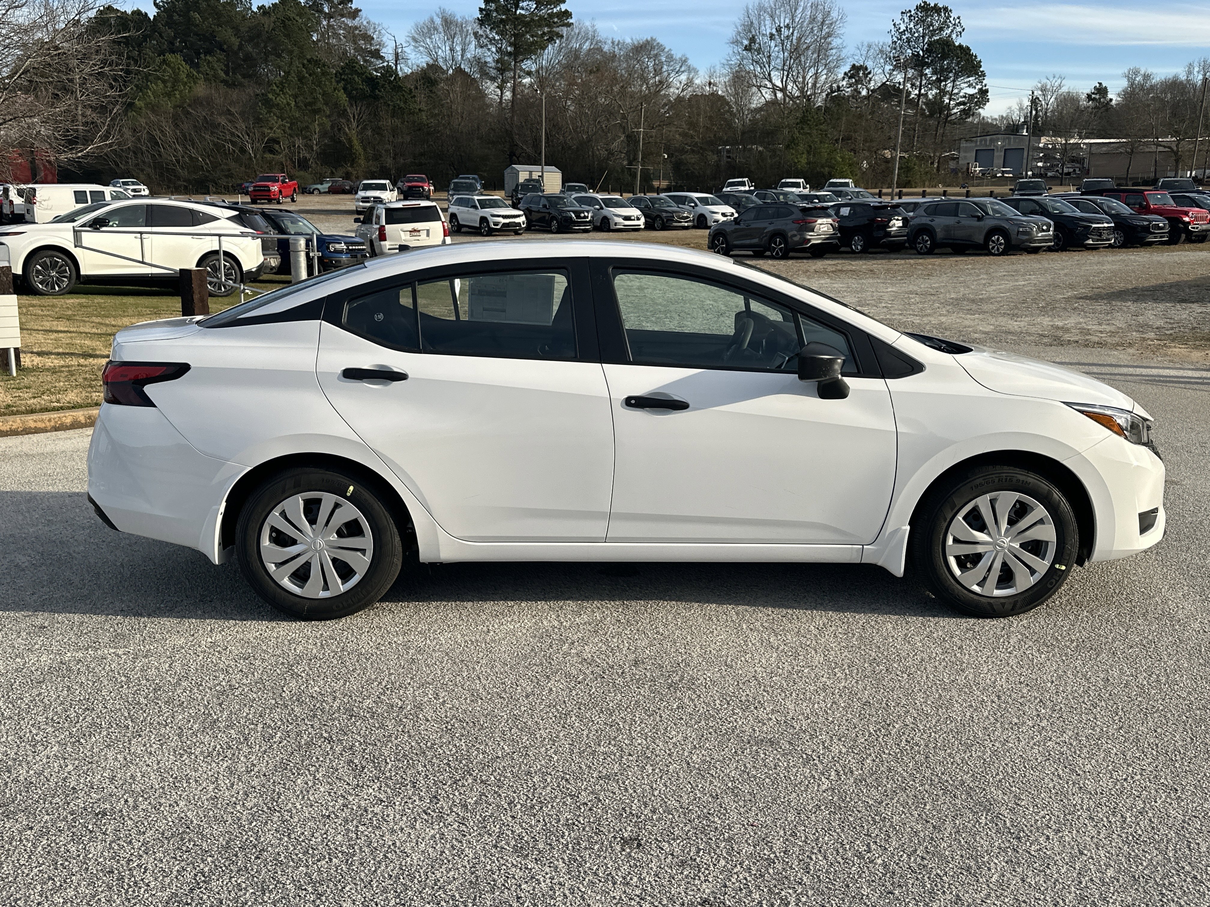 New 2025 Nissan Versa S w/ Trunk Package image 4