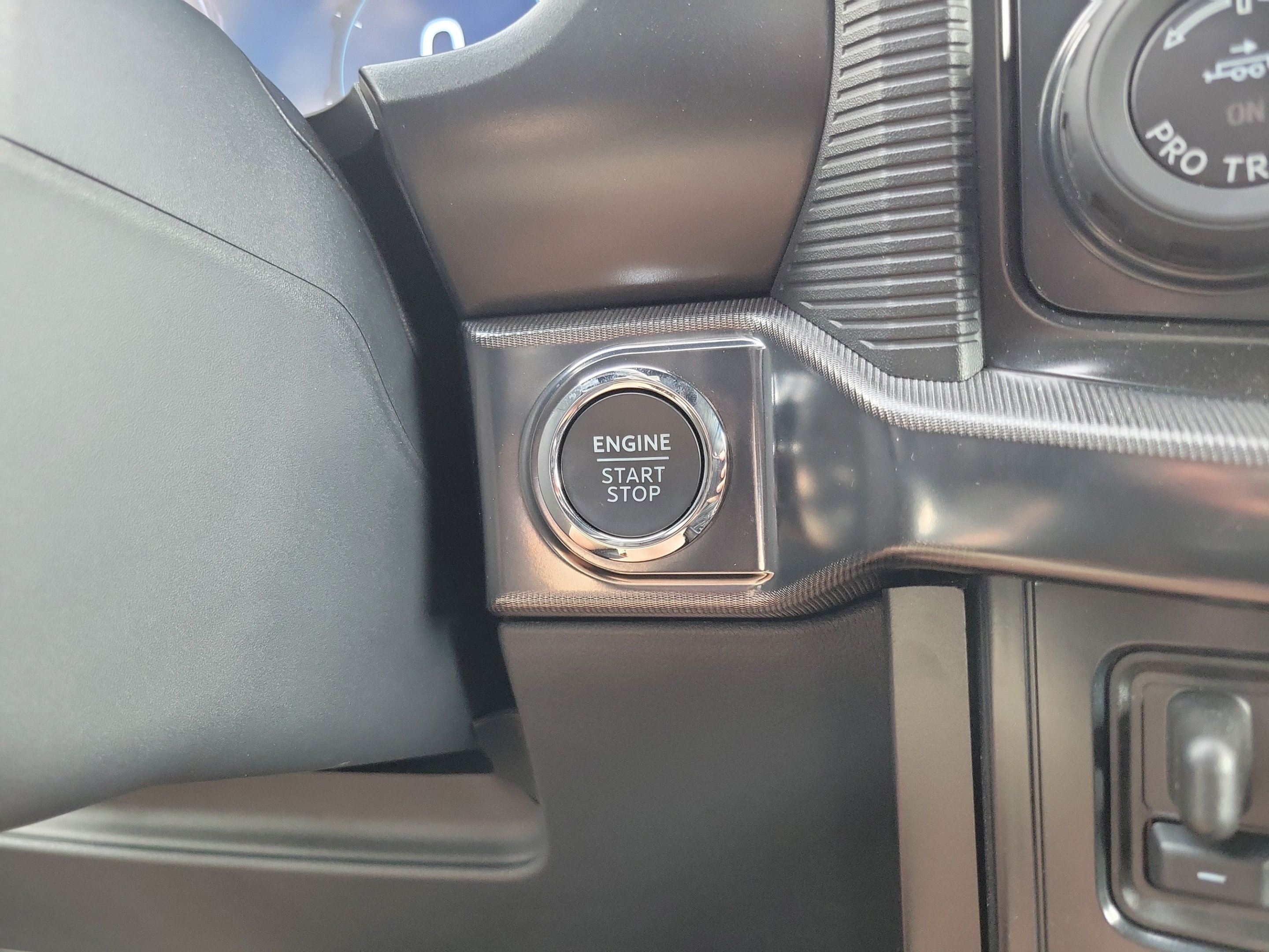 Used 2026 Ford F150 Raptor AWD/4WD image 27