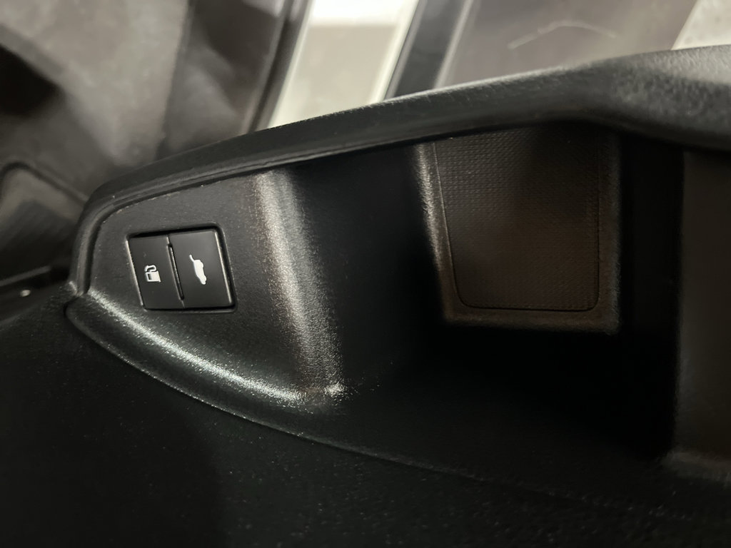 Used 2020 Honda Pilot Touring image 29