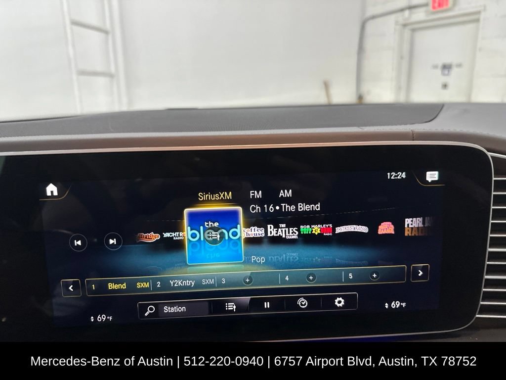 Certified 2022 Mercedes-Benz GLS 63 AMG 4MATIC image 19