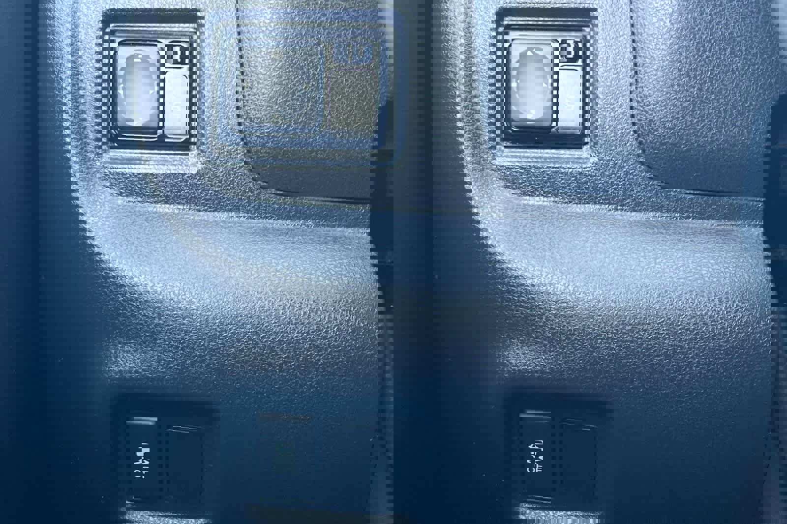 Used 2017 Nissan Versa S image 29