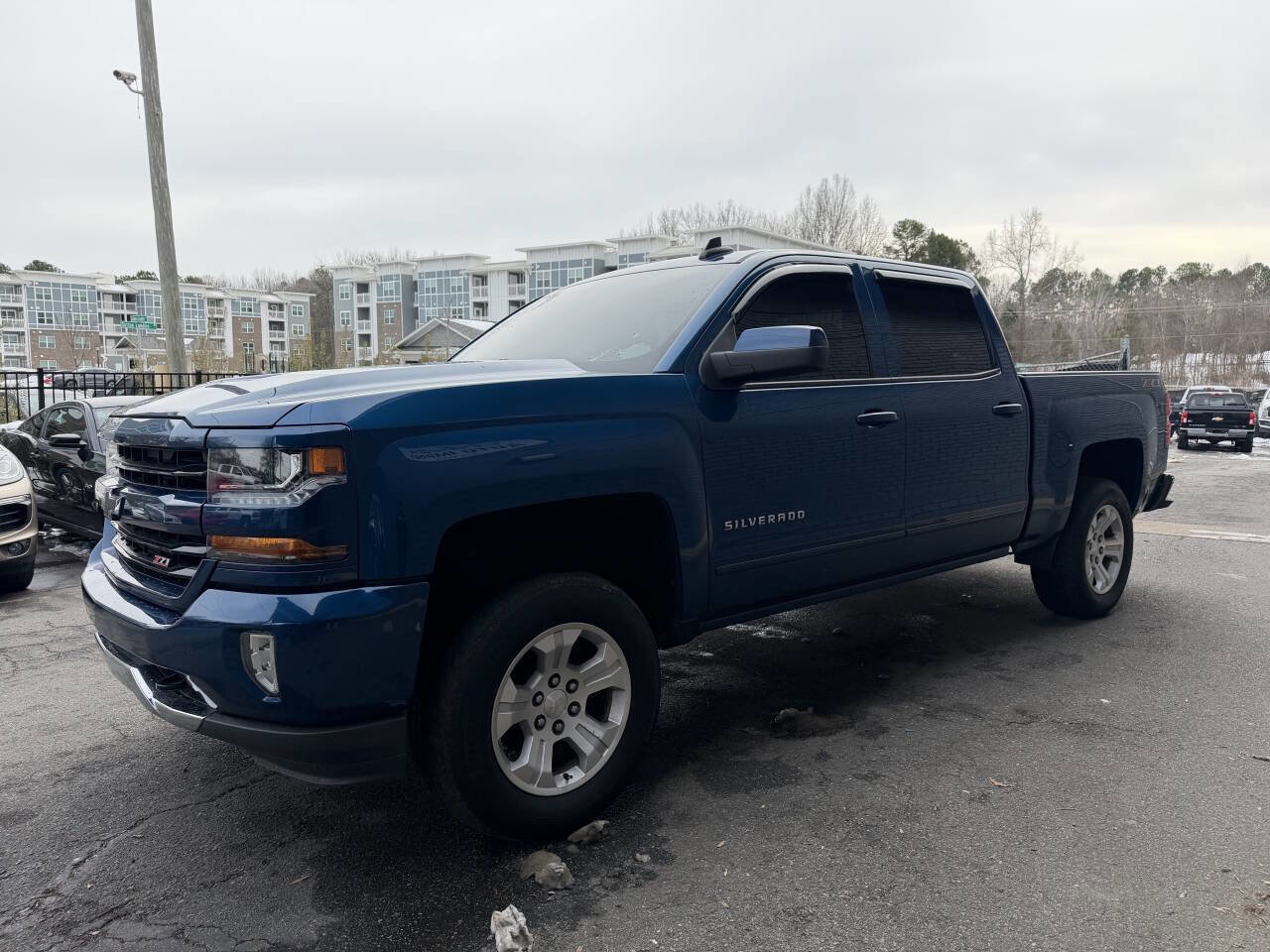 Used 2018 Chevrolet Silverado 1500 LT w/ All Star Edition image 4