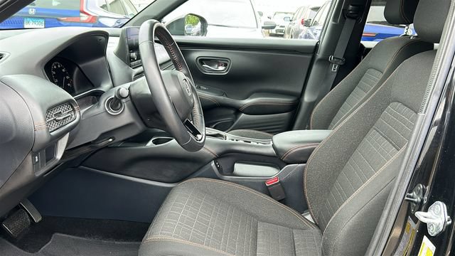 Used 2025 Honda HR-V Sport image 10