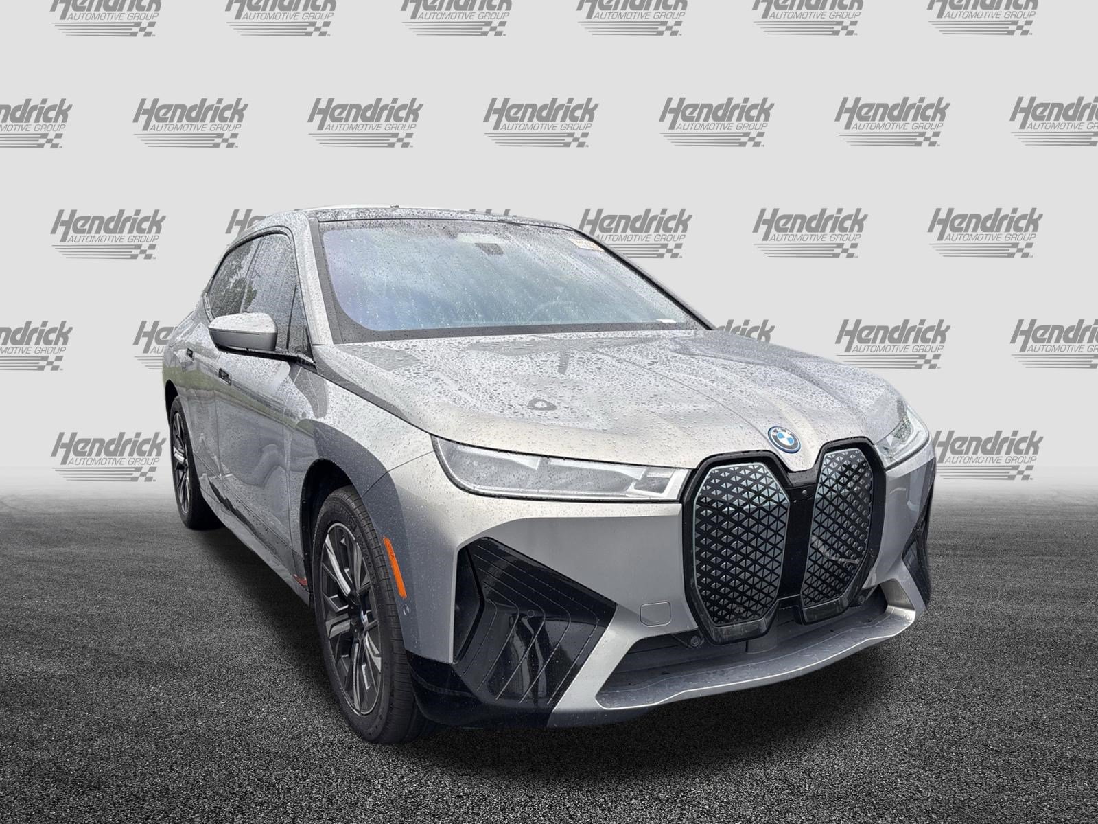 Certified 2024 BMW iX xDrive50 w/ Premium Package AWD/4WD image 6