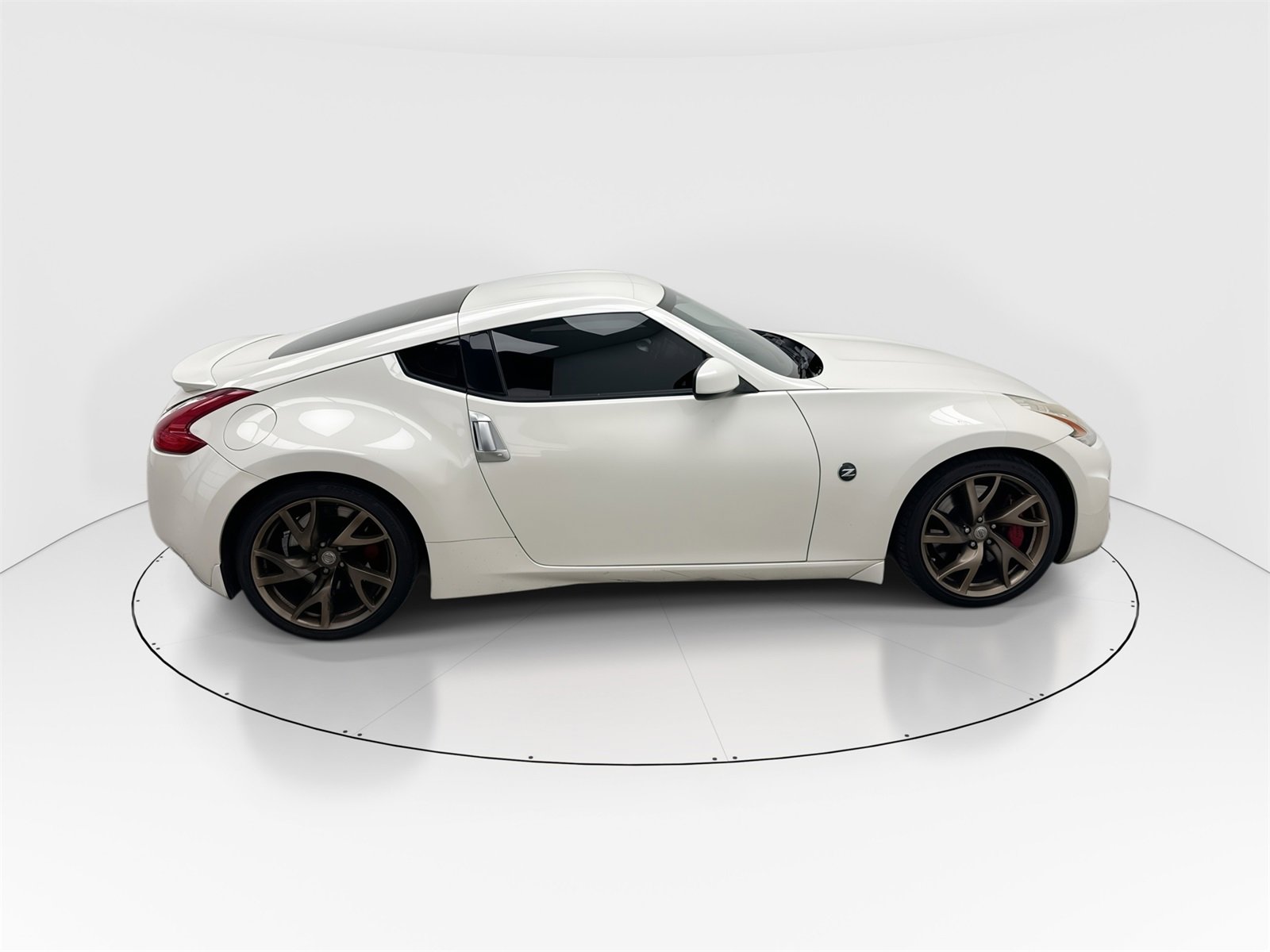 Used 2016 Nissan 370Z w/ Sport Package image 9