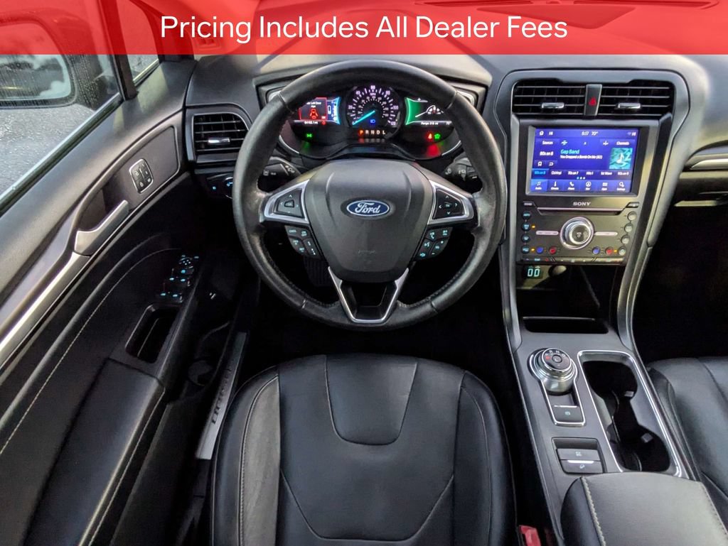 Used 2019 Ford Fusion Titanium FWD image 15