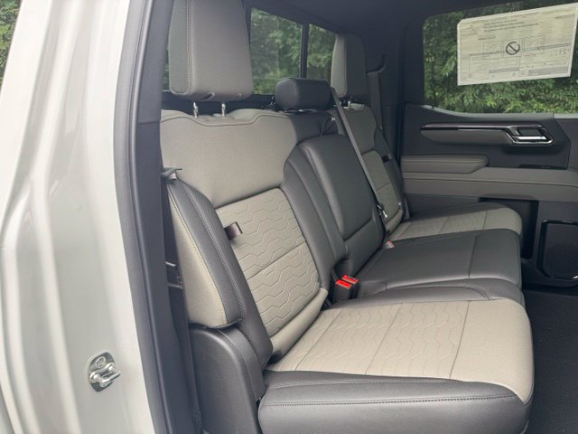 New 2026 Chevrolet Silverado 1500 ZR2 w/ LPO, Dark Essentials Package AWD/4WD image 29