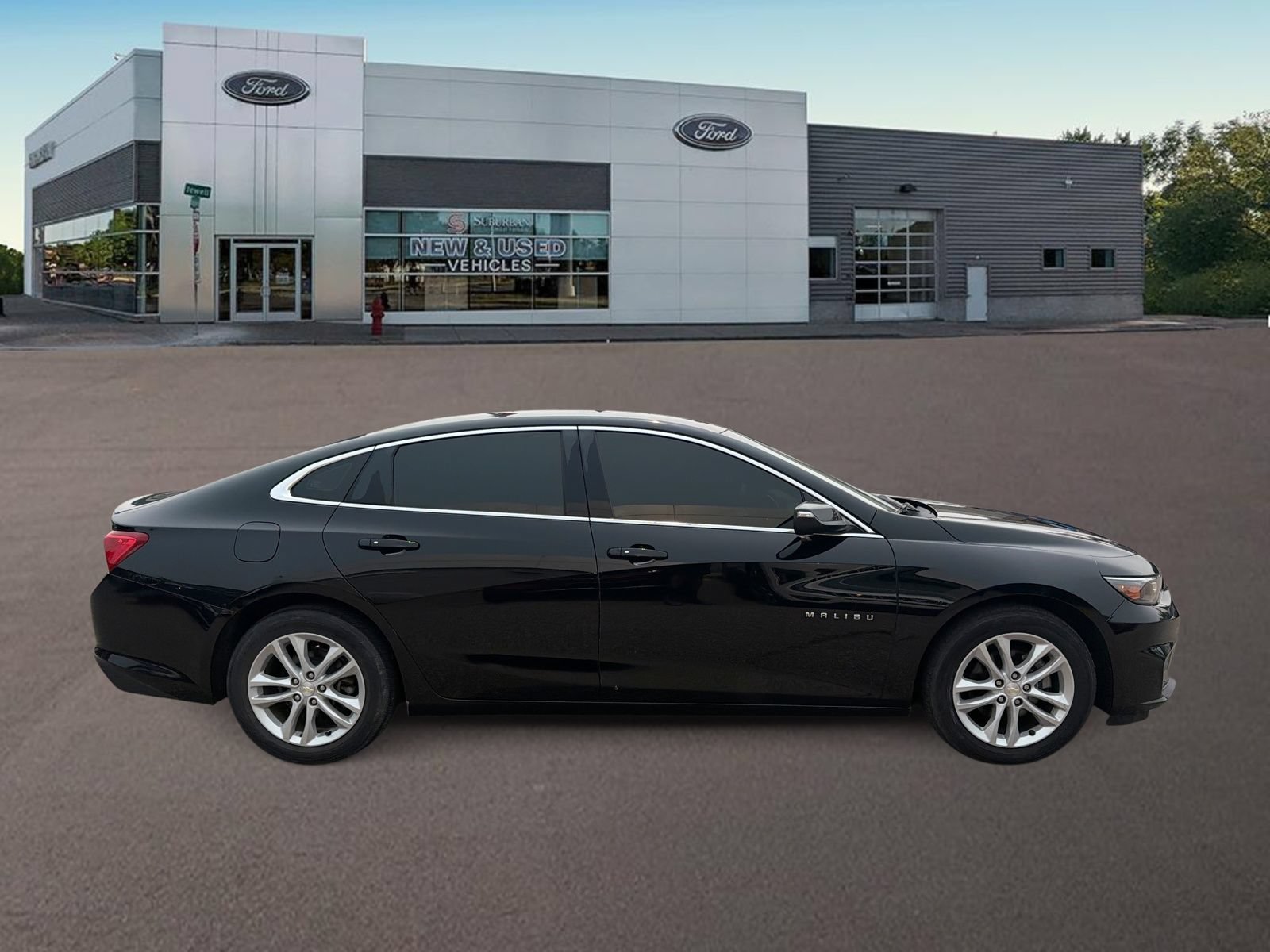 Used 2018 Chevrolet Malibu LT w/ Leather Package FWD image 10