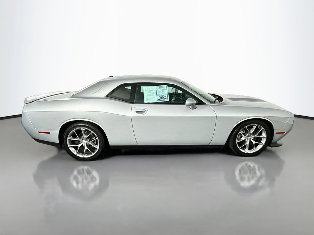 Used 2022 Dodge Challenger GT RWD image 8