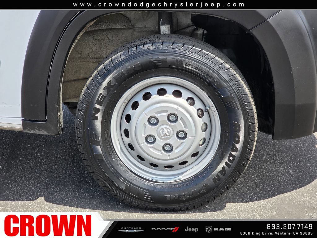 Used 2025 RAM ProMaster 3500 w/ Convenience Group FWD image 9