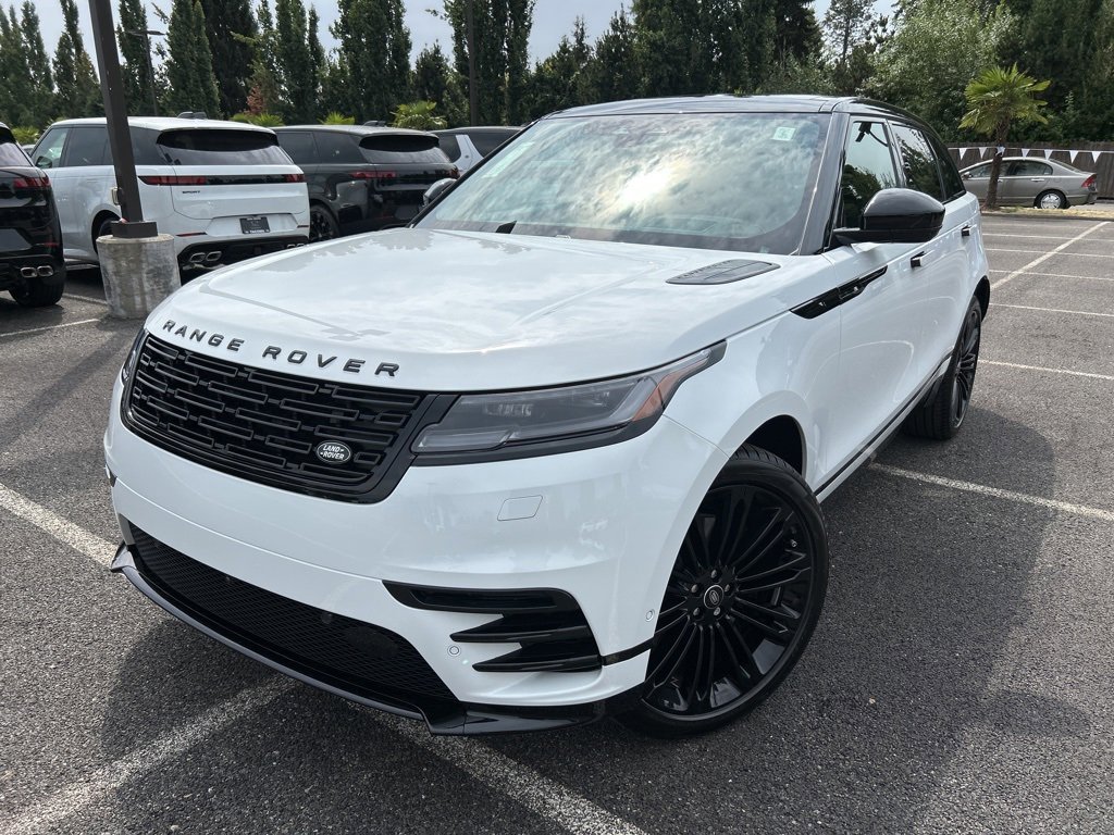 New 2026 Land Rover Range Rover Velar Dynamic SE image 1