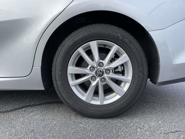 Used 2025 Toyota Camry LE image 9