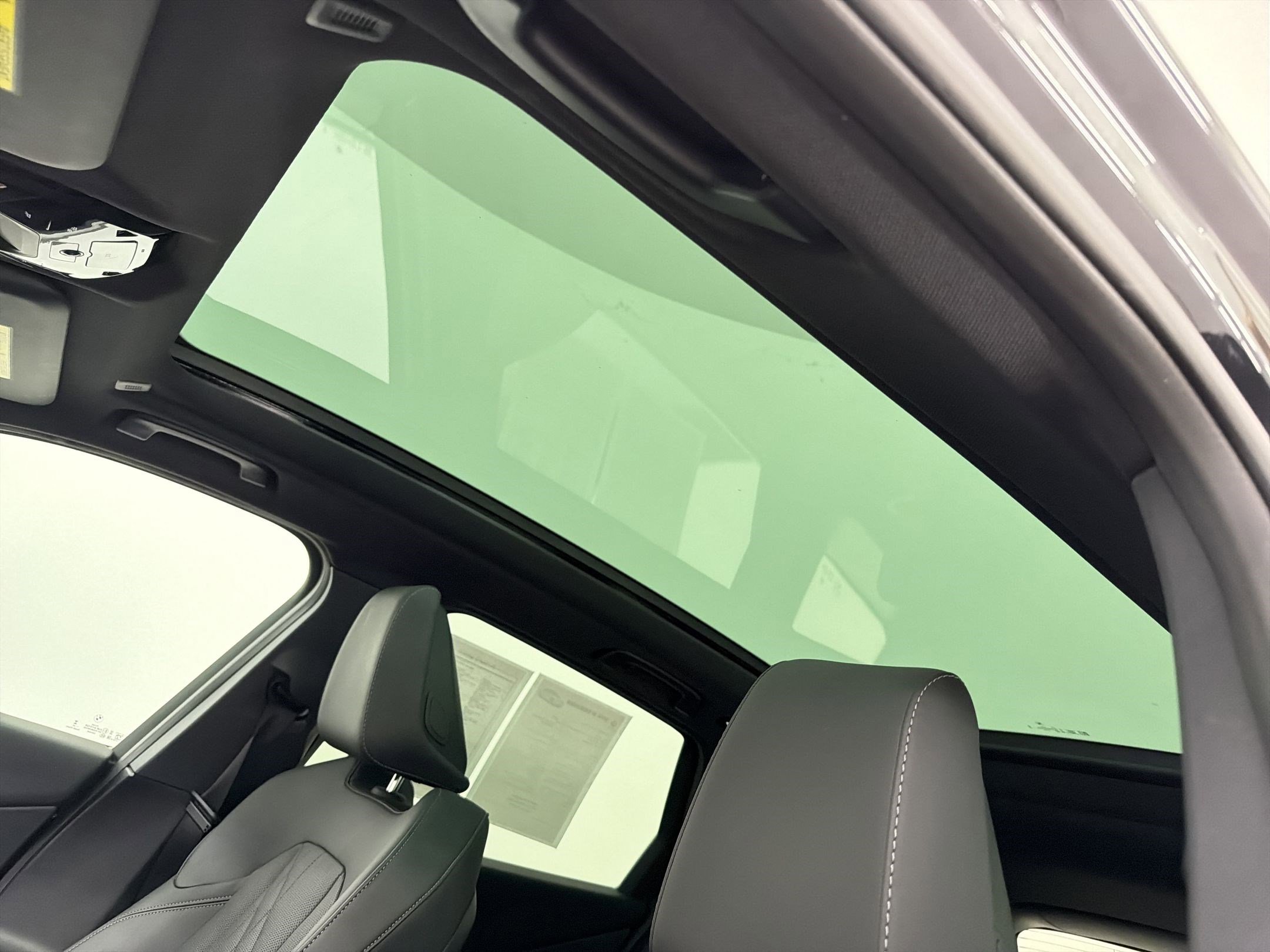 Used 2025 BMW X3 xDrive30i w/ Premium Package image 13