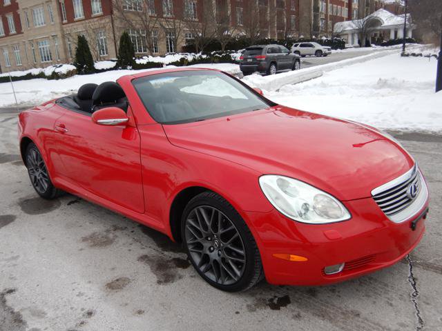 Used 2004 Lexus SC 430 Convertible image 3