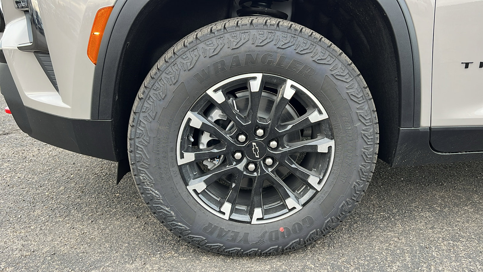 New 2026 Chevrolet Traverse Z71 w/ Driver Confidence Package image 10