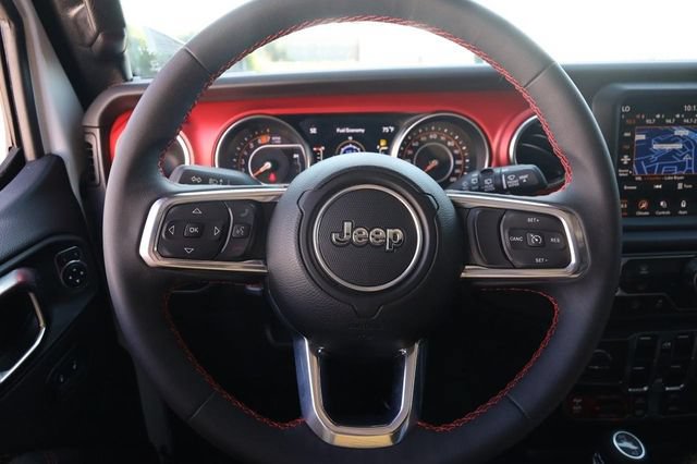 Used 2023 Jeep Wrangler Unlimited Rubicon AWD/4WD image 13