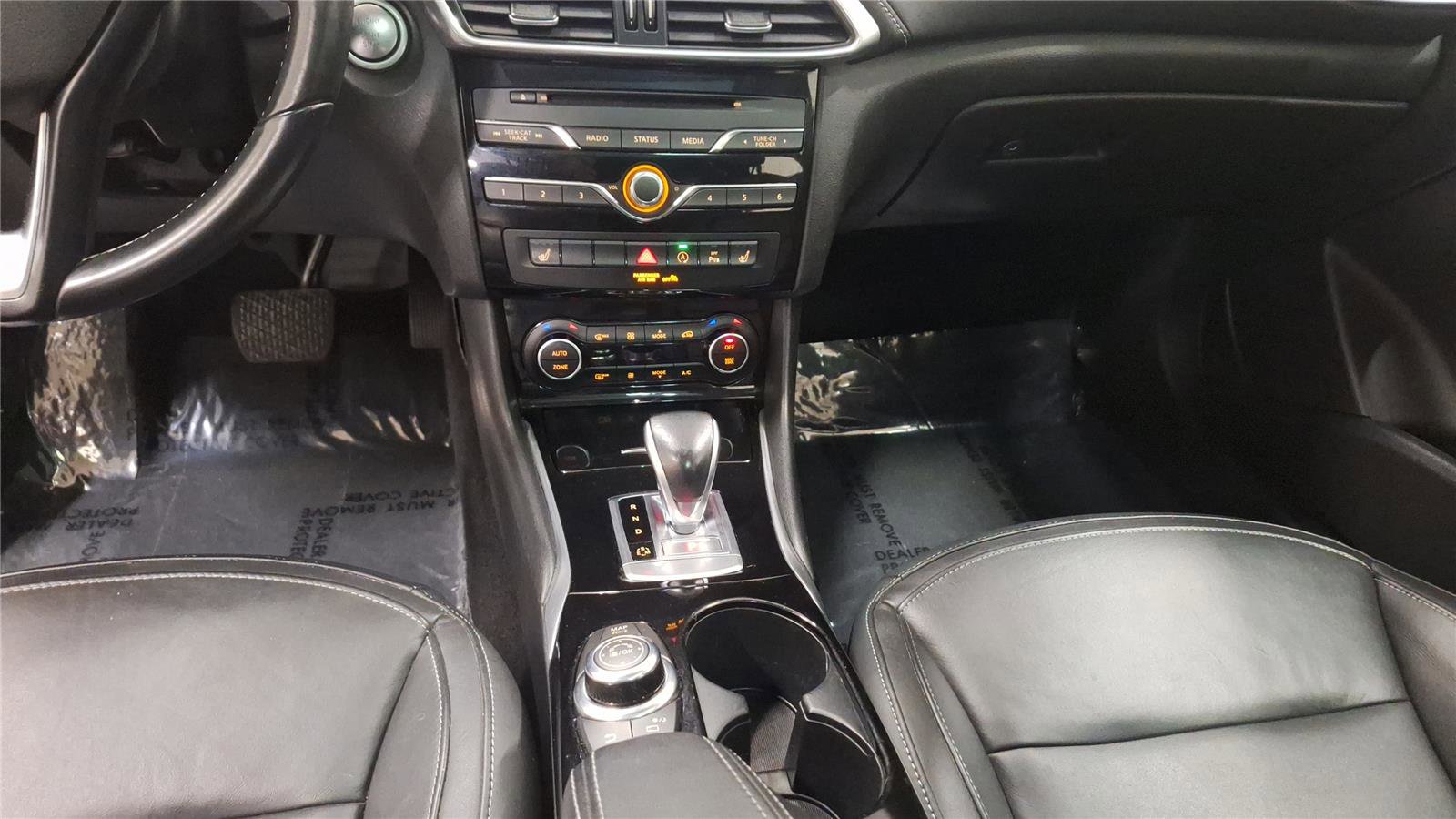 Used 2018 INFINITI QX30 AWD w/ Cargo Package image 17