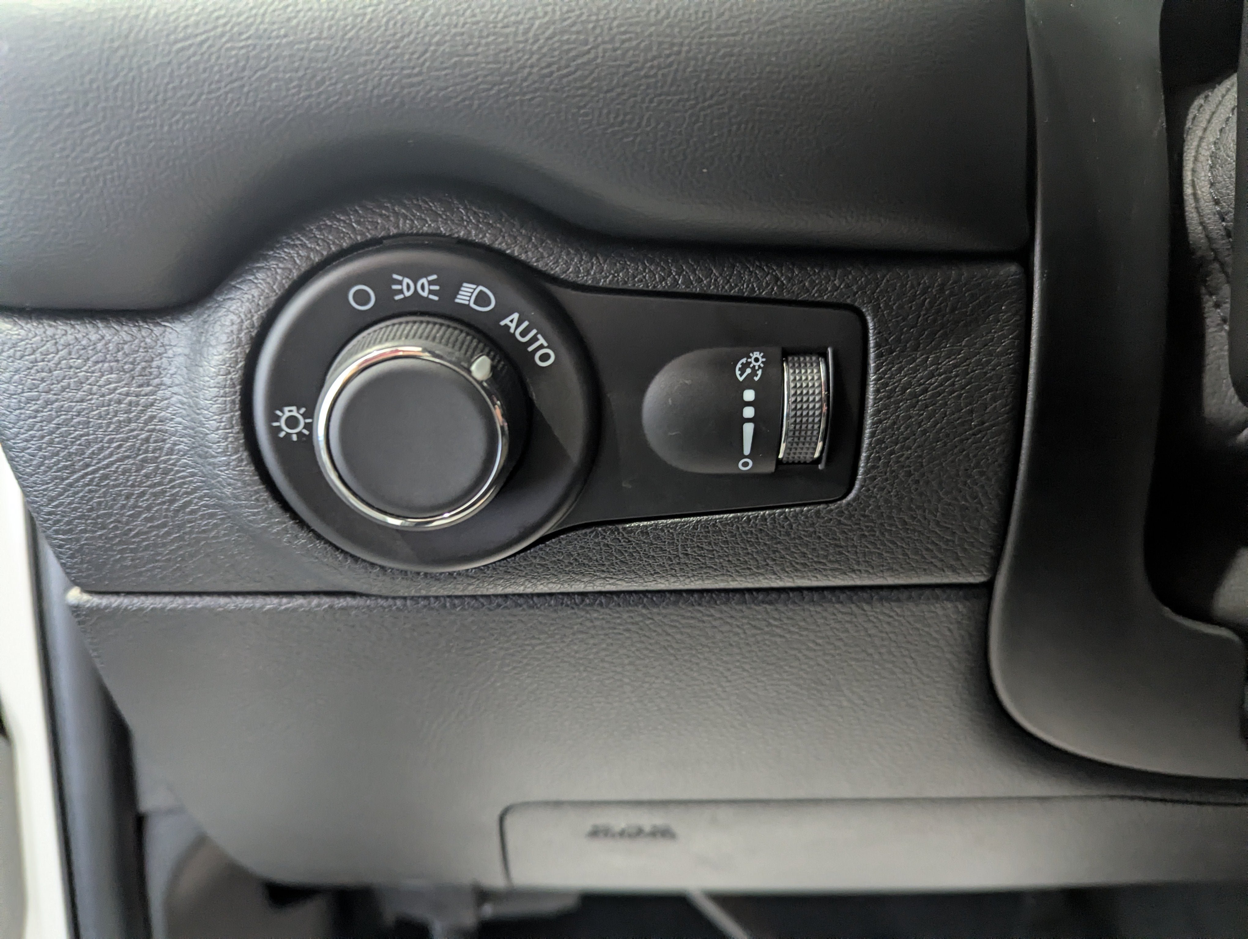 Used 2025 Dodge Durango GT AWD/4WD image 19