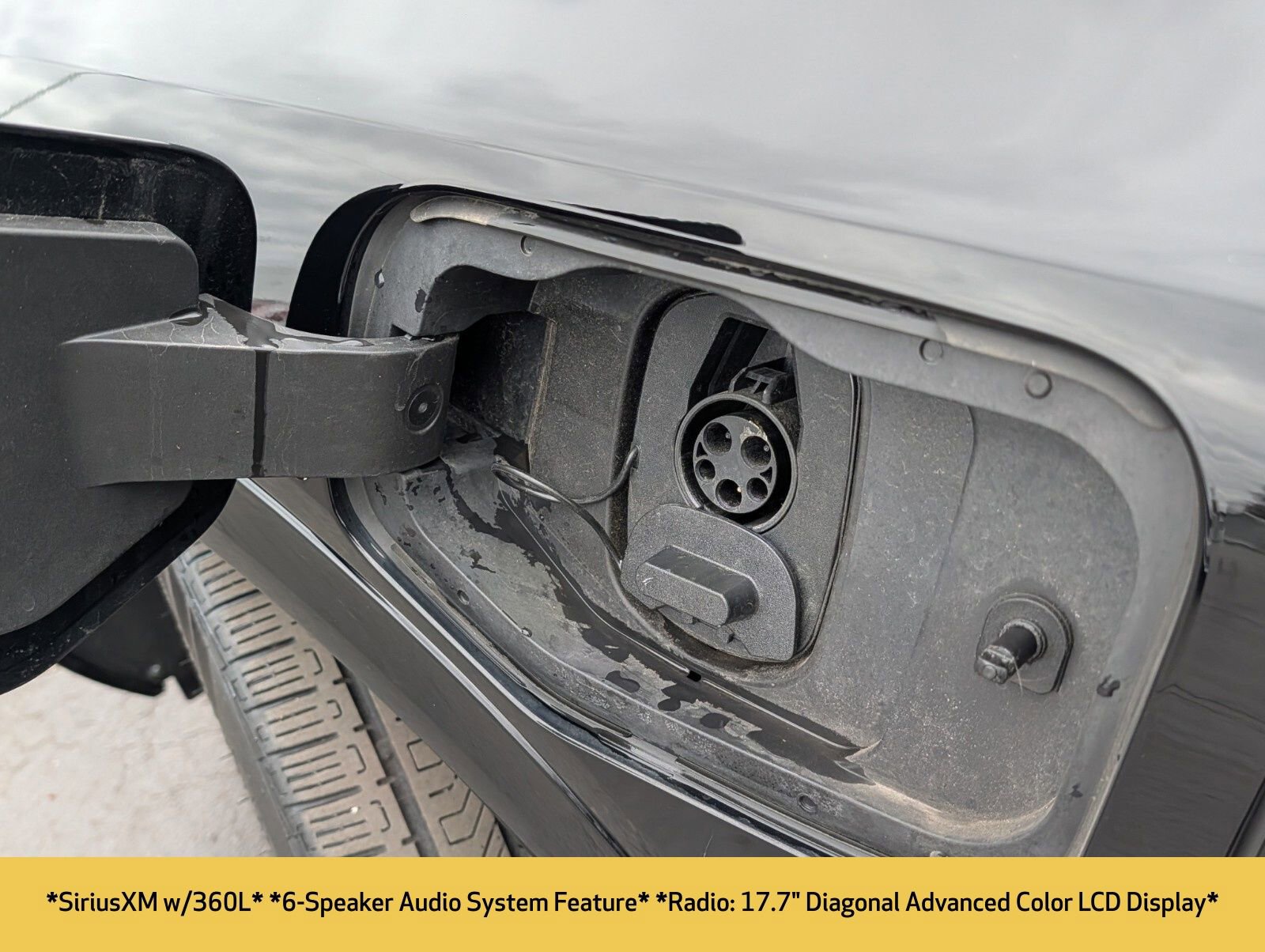 Used 2024 Chevrolet Equinox EV RS image 5