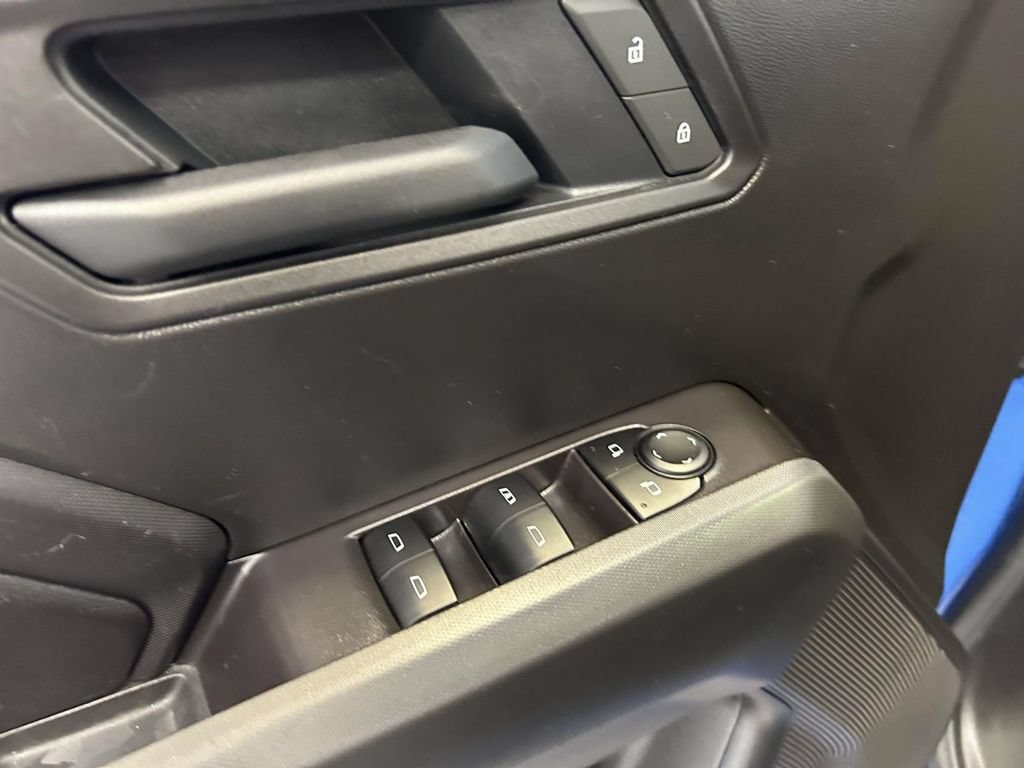 Used 2025 Chevrolet Colorado Trail Boss AWD/4WD image 17