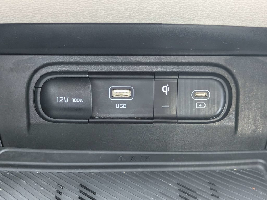Used 2024 Kia Sportage EX FWD image 22