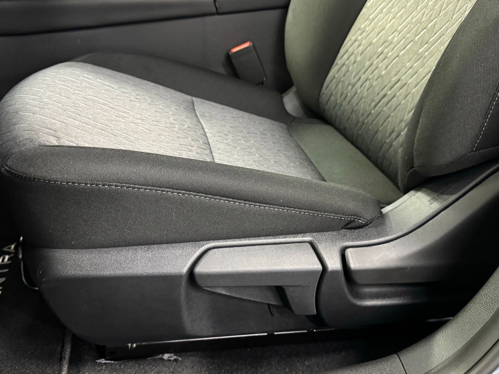 New 2026 Nissan Sentra SV w/ SV Convenience Package image 23