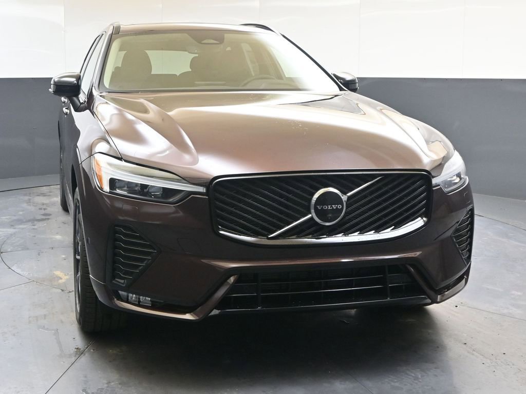 New 2026 Volvo XC60 B5 Plus w/ Protection Package Premier image 8