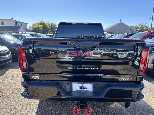 Used 2023 GMC Sierra 2500 AT4 image 8