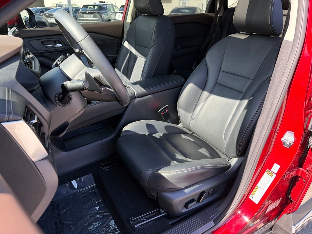Certified 2023 Nissan Rogue SL w/ SL Premium Package image 32