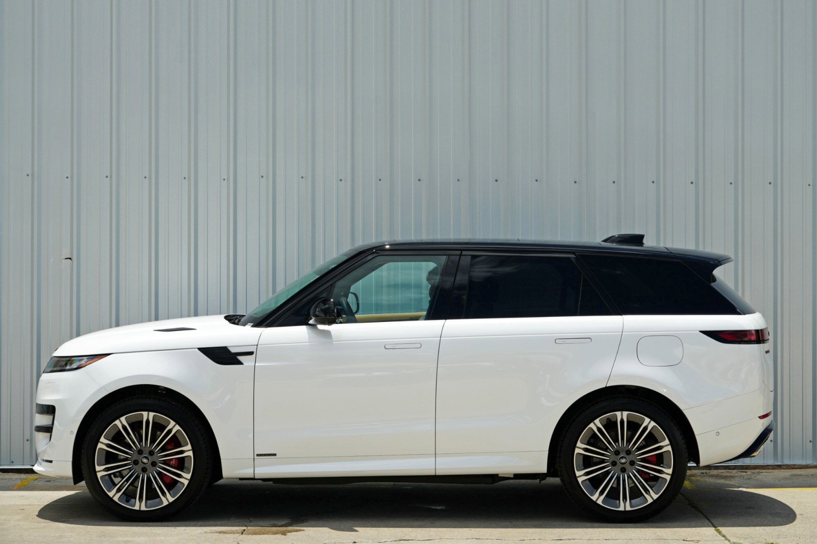 Used 2024 Land Rover Range Rover Sport Autobiography image 56