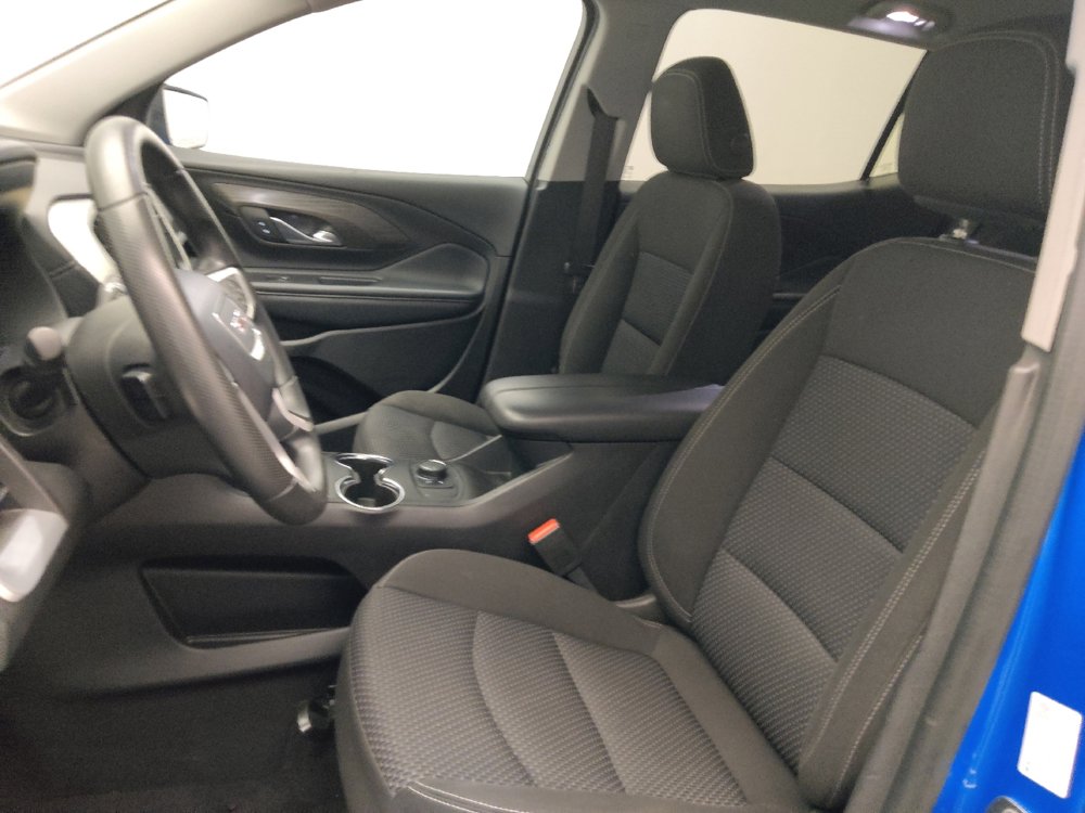 Used 2024 GMC Terrain SLE FWD image 17