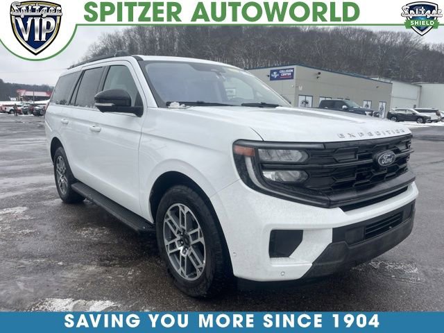 Used 2025 Ford Expedition Active