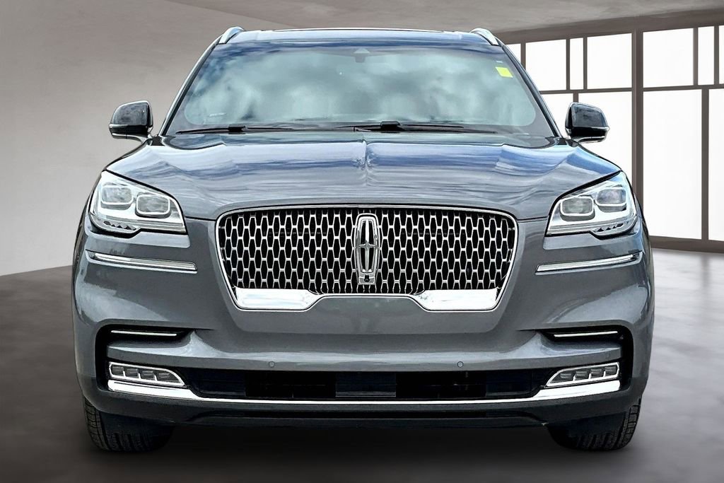 Used 2022 Lincoln Aviator Reserve w/ Equipment Group 201A image 2
