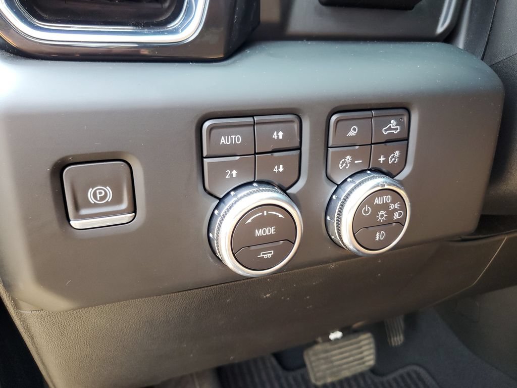 Used 2023 GMC Sierra 1500 Denali Ultimate AWD/4WD image 17