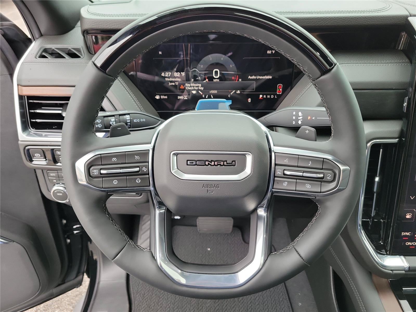 New 2026 GMC Yukon Denali w/ Advanced Technology Package AWD/4WD image 20