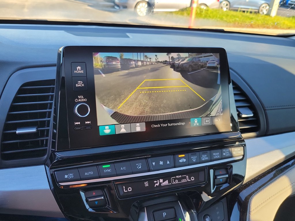 Certified 2026 Honda Odyssey Touring image 38