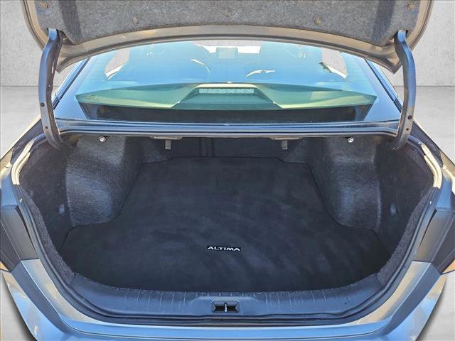 Used 2024 Nissan Altima 2.5 SV image 6