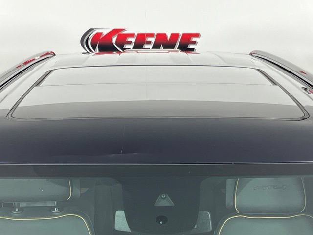 Used 2023 GMC Yukon AT4 w/ LPO, Floor Liner Package AWD/4WD image 8