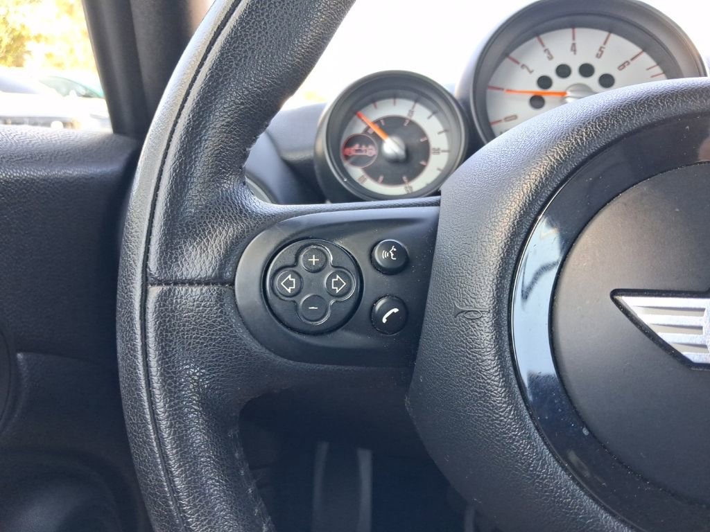 Used 2014 MINI Cooper Base image 27