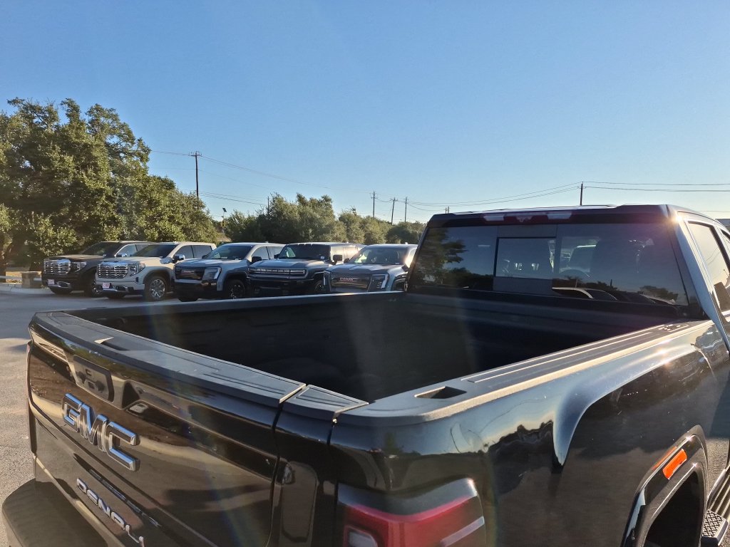 Used 2024 GMC Sierra 2500 Denali Ultimate w/ Max Trailering Package AWD/4WD image 39