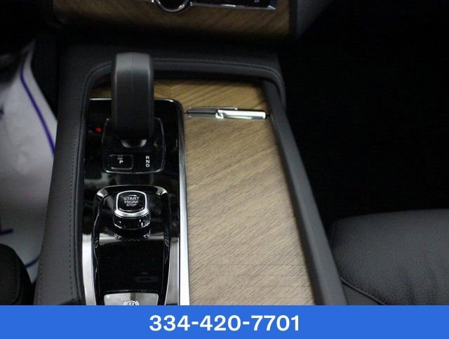 Used 2024 Volvo XC90 B6 Plus w/ Protection Package image 25