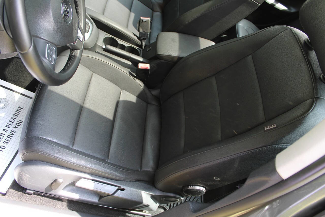 Used 2013 Volkswagen Jetta SE image 16