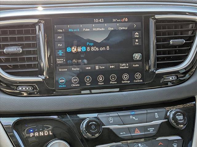 Used 2020 Chrysler Pacifica Touring-L Plus image 13