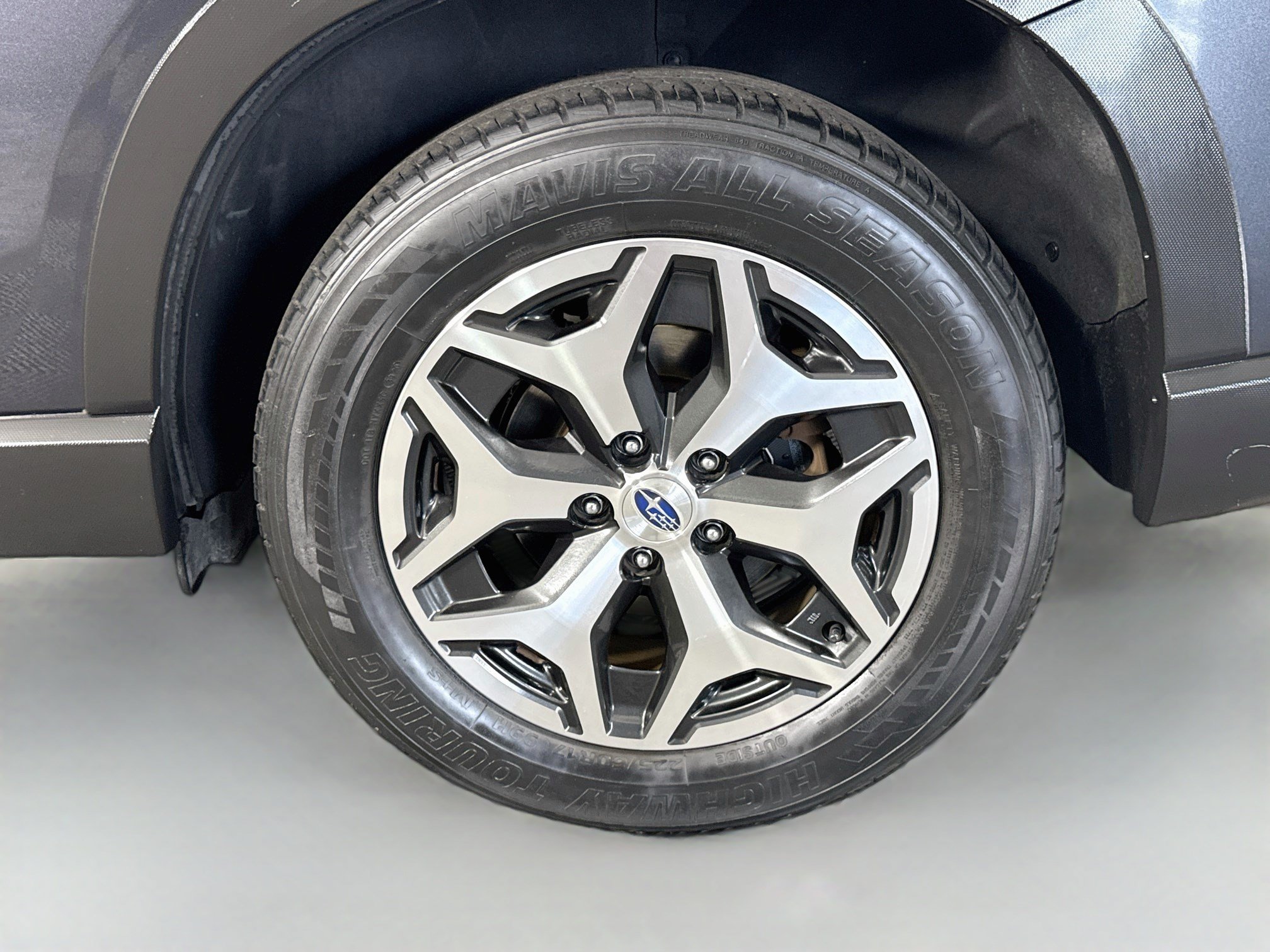 Used 2019 Subaru Forester Premium AWD/4WD image 37